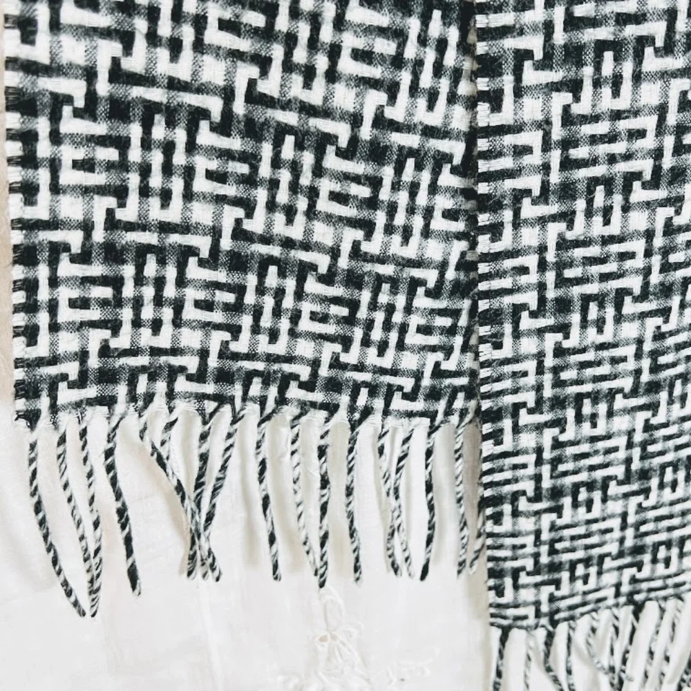Cashmink 100% Acrylic Scarf